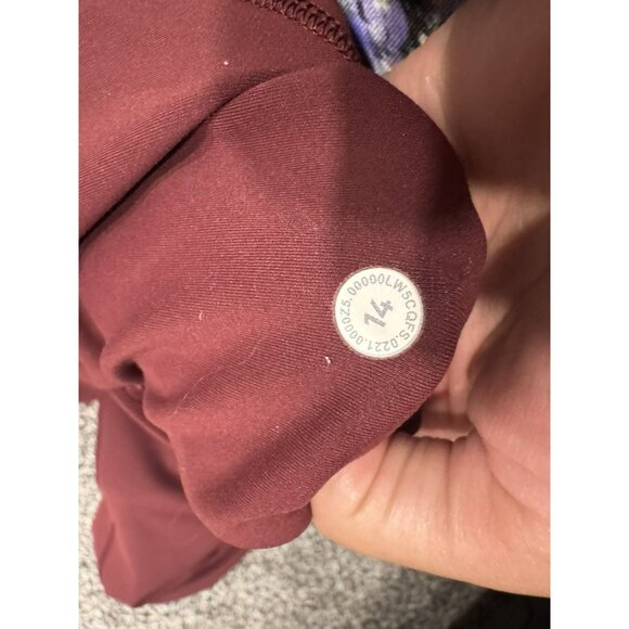 Lululemon Invigorate High-Rise Tight 25" Chianti Size 14 EUC - Picture 5 of 6